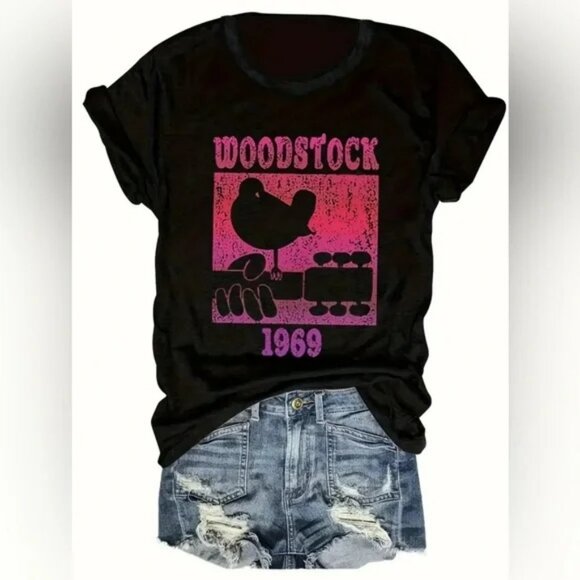 Woodstock 1969 Plus Size Tee Shirt 5X - Picture 2 of 6